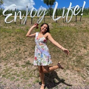 Meet your Posher, Kayla